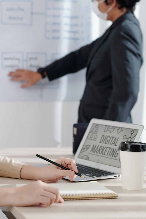 Liste des métiers en 2024 : comment choisir le métier qui vous convient ?