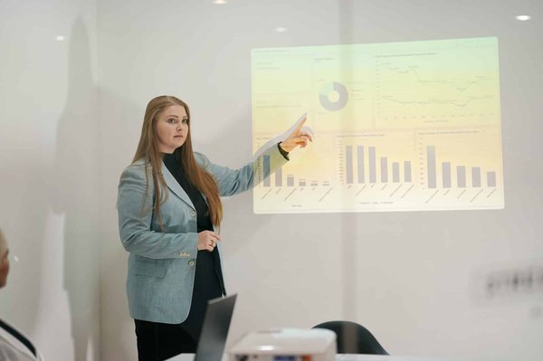 Comprendre les salaires des chefs de projet : facteurs clés à considérer