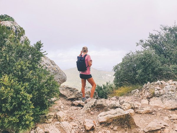 Utiliser un sac à dos publicitaire en coton pour se faire connaître